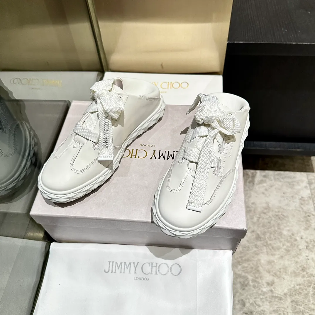 👟👟Ex-factory price 640👟👟 The new JIMMY CHOO, exclusively for sale, original large-soled casual white shoes, designed with the latest technology, strong three-dimensional effect👍The integration of multiple technologies, subverting fashion, super stylish! The combination is super beautiful. The original version is 1:1, versatile and trendy, both salty and sweet! New layout Size: 35-40